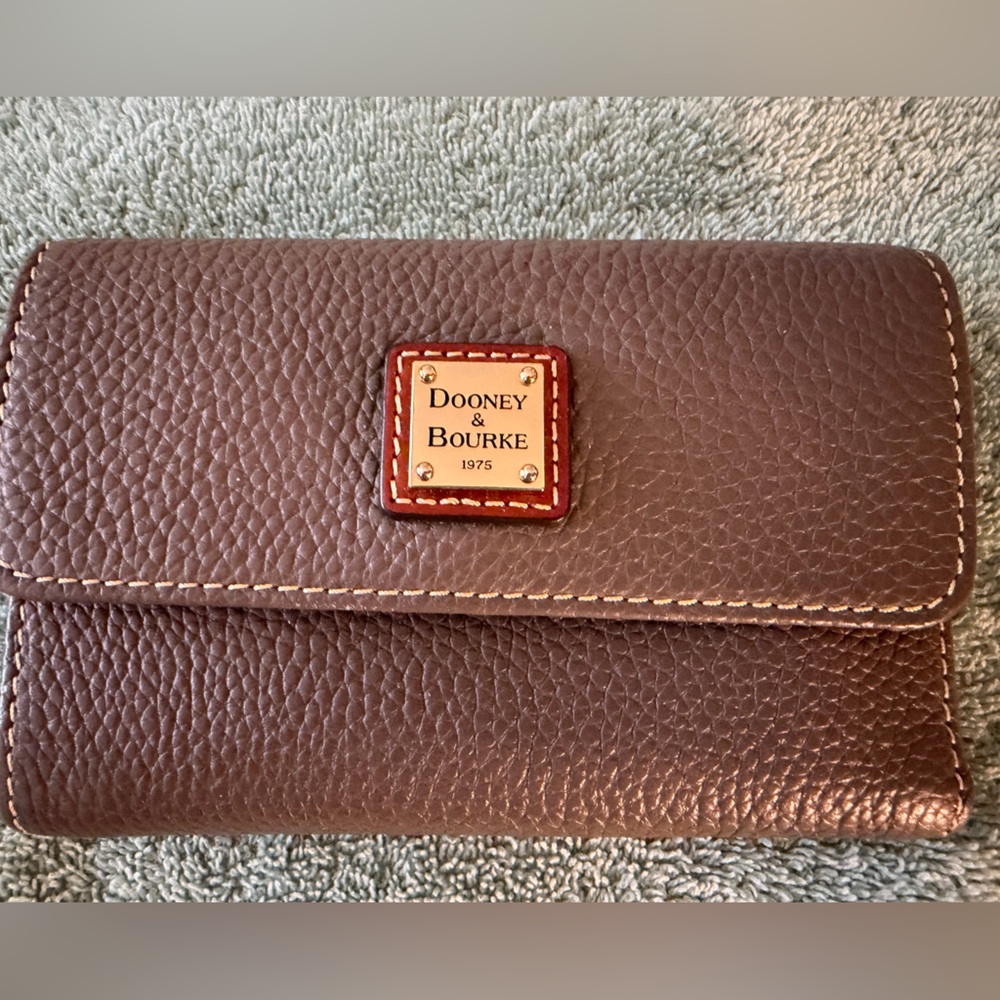Dooney & Bourke Pebble grain taupe Wallet